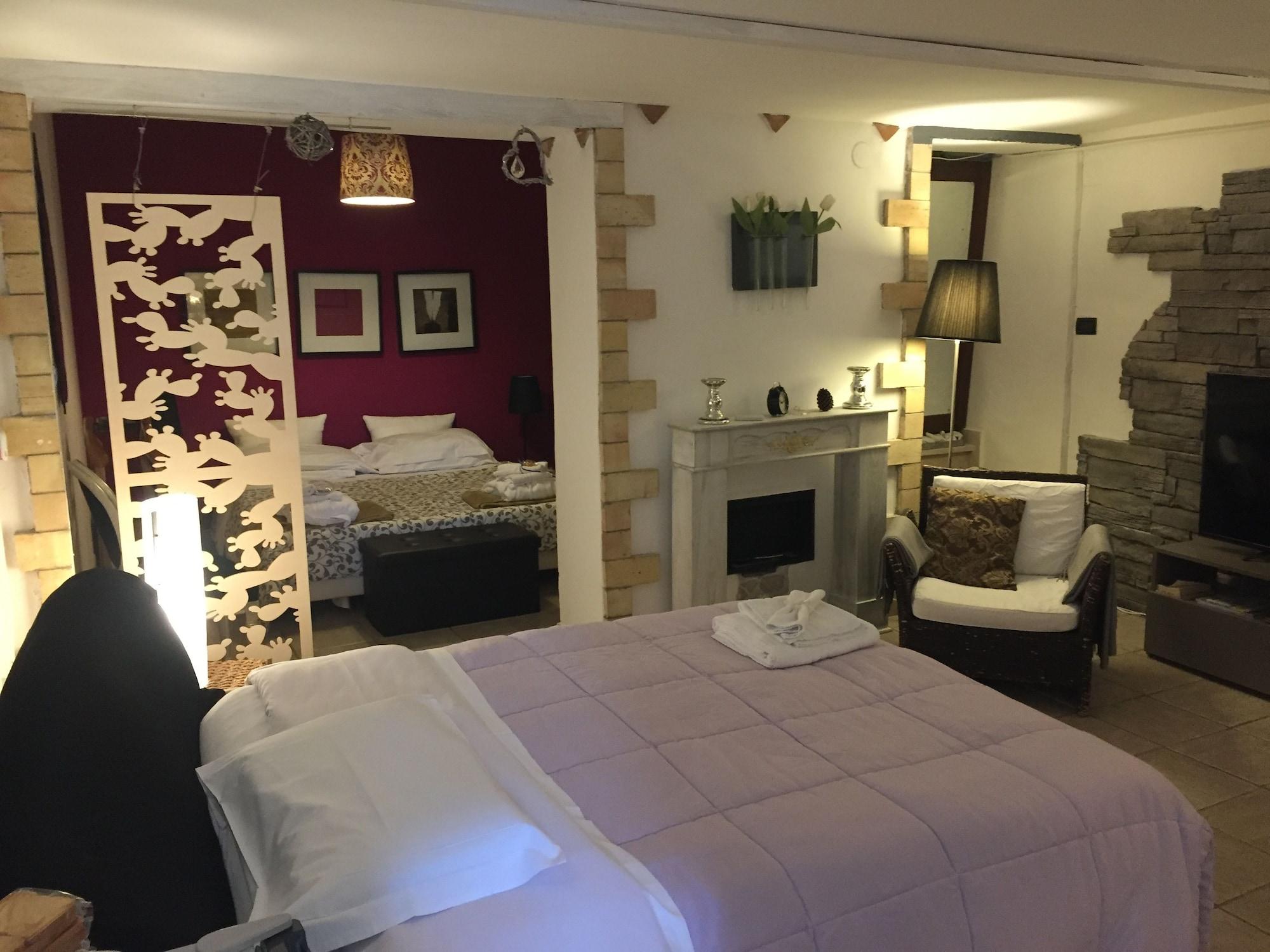 Casa Tipica Siciliana Patronale Home Bedandbreakfast Tremetrisoprailcielo Camere Con Vista, Colazione Interna In Terrazzo Panoramico Caltagirone Dış mekan fotoğraf