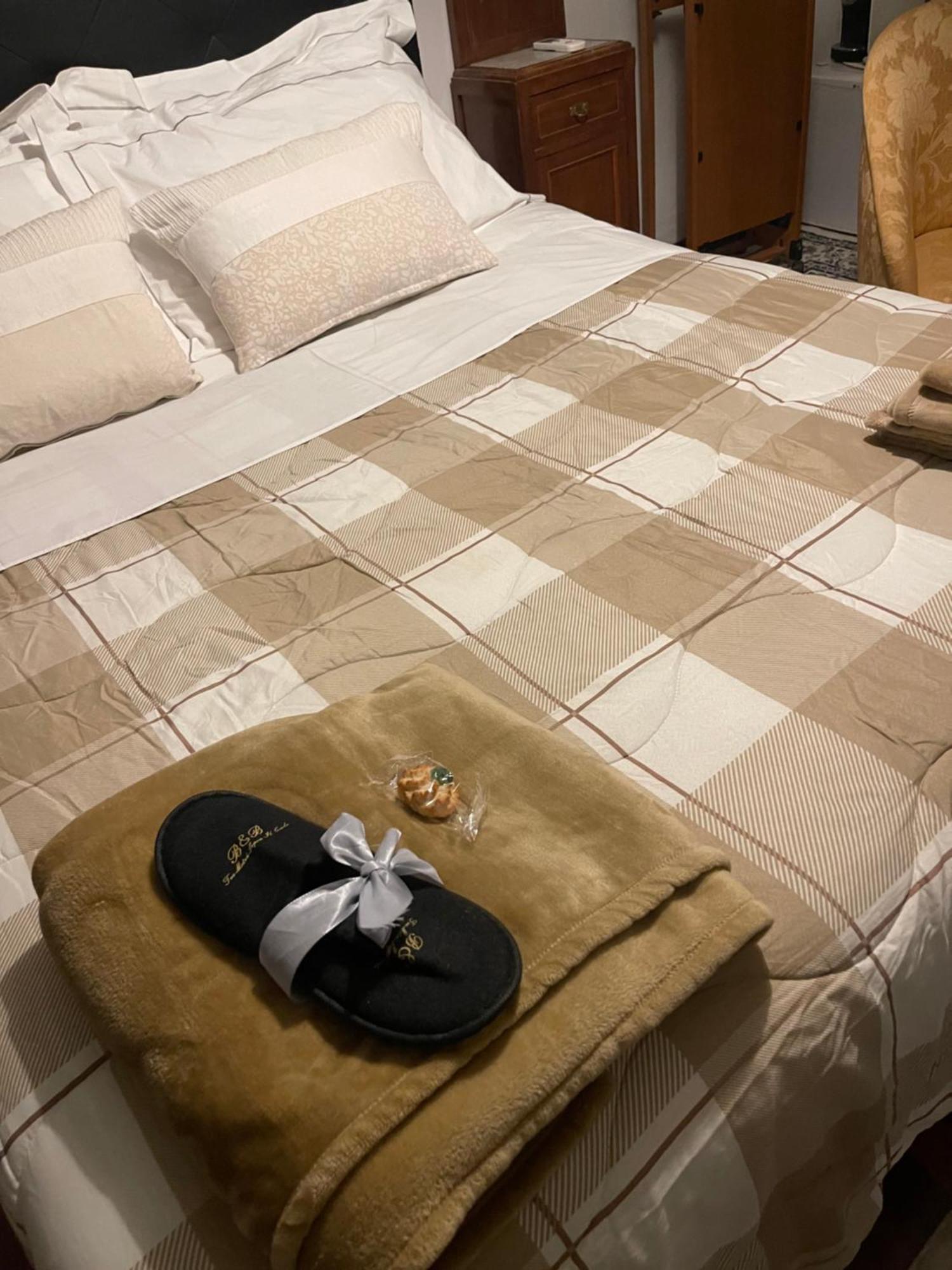 Casa Tipica Siciliana Patronale Home Bedandbreakfast Tremetrisoprailcielo Camere Con Vista, Colazione Interna In Terrazzo Panoramico Caltagirone Dış mekan fotoğraf